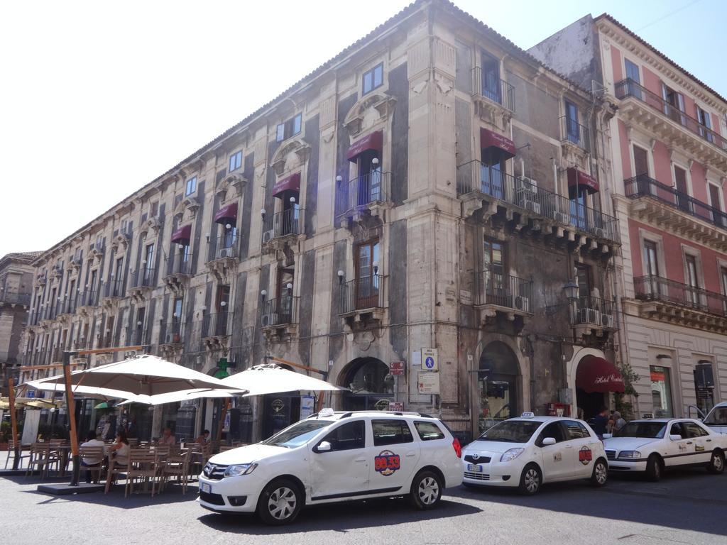 Hotel Centrale Europa Catánia Buitenkant foto